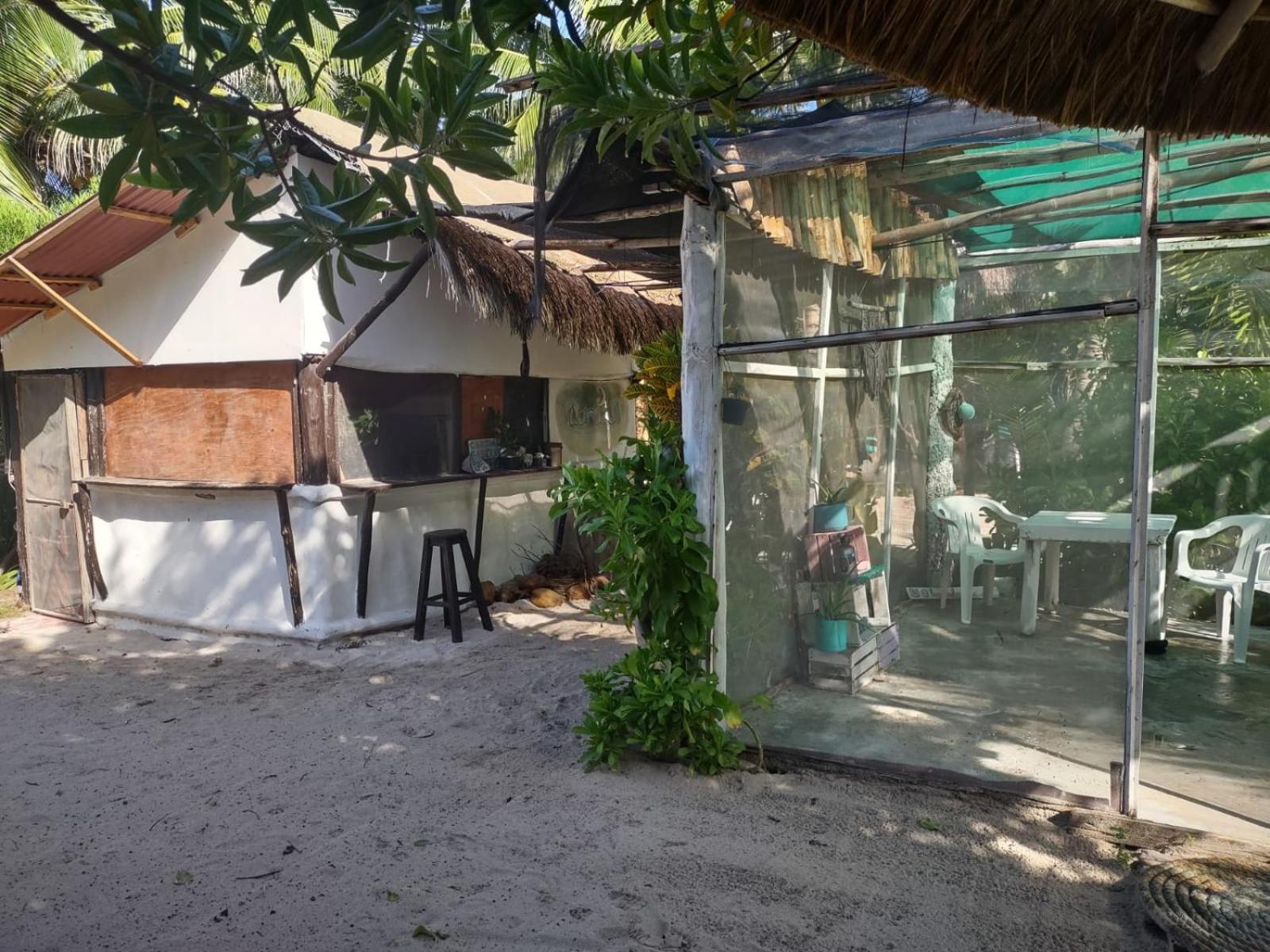 Lunazul Eco-Cabana Frente Al Mar Mahahual Exterior photo